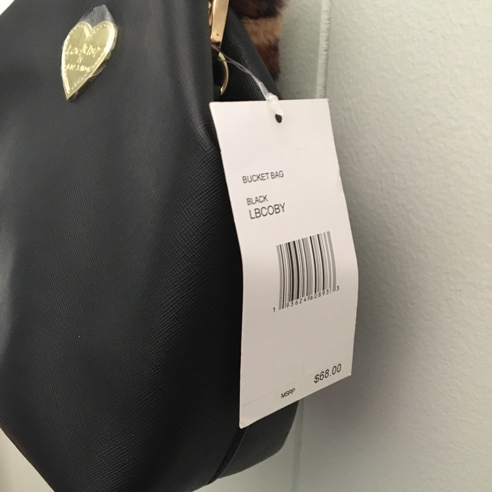 NWT Betsey Johnson bucket bag with leopard detail - Picture 4 of 10